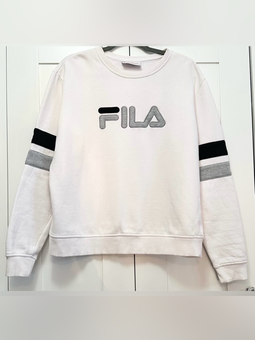 FILA White Crewneck with Black and Gray Stripes Sz XL
